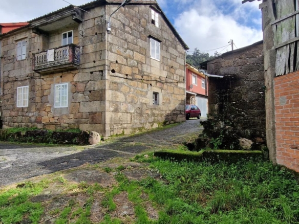 Casa de piedra en Lousame