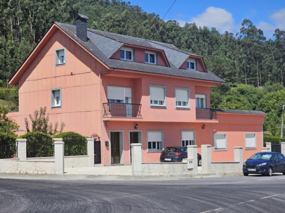 Casa en Moimenta