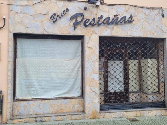 Venta local comercial en Boiro