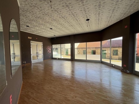 Local comercial para convertir en vivienda