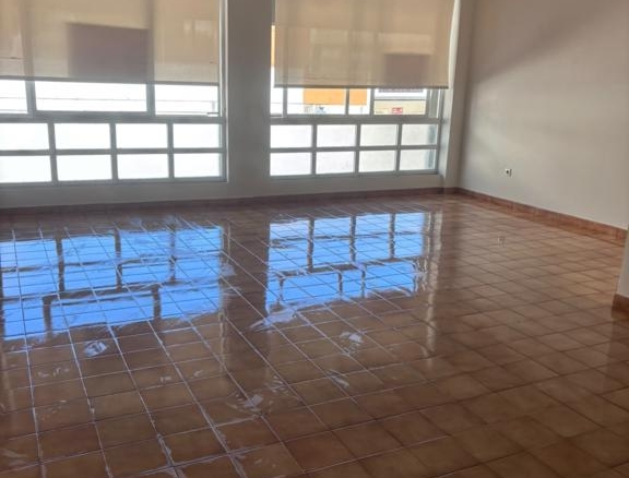 Entresuelo, posibilidad de transformar en vivienda